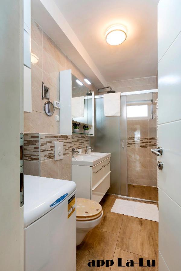 Pula Centar A1 Lalu - Free Garage Apartamento Exterior foto
