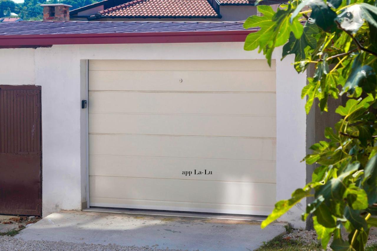 Pula Centar A1 Lalu - Free Garage Apartamento Exterior foto