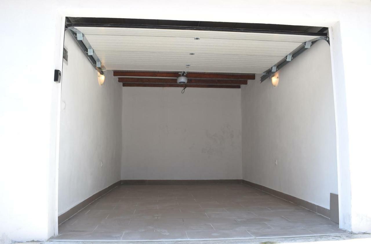 Pula Centar A1 Lalu - Free Garage Apartamento Exterior foto