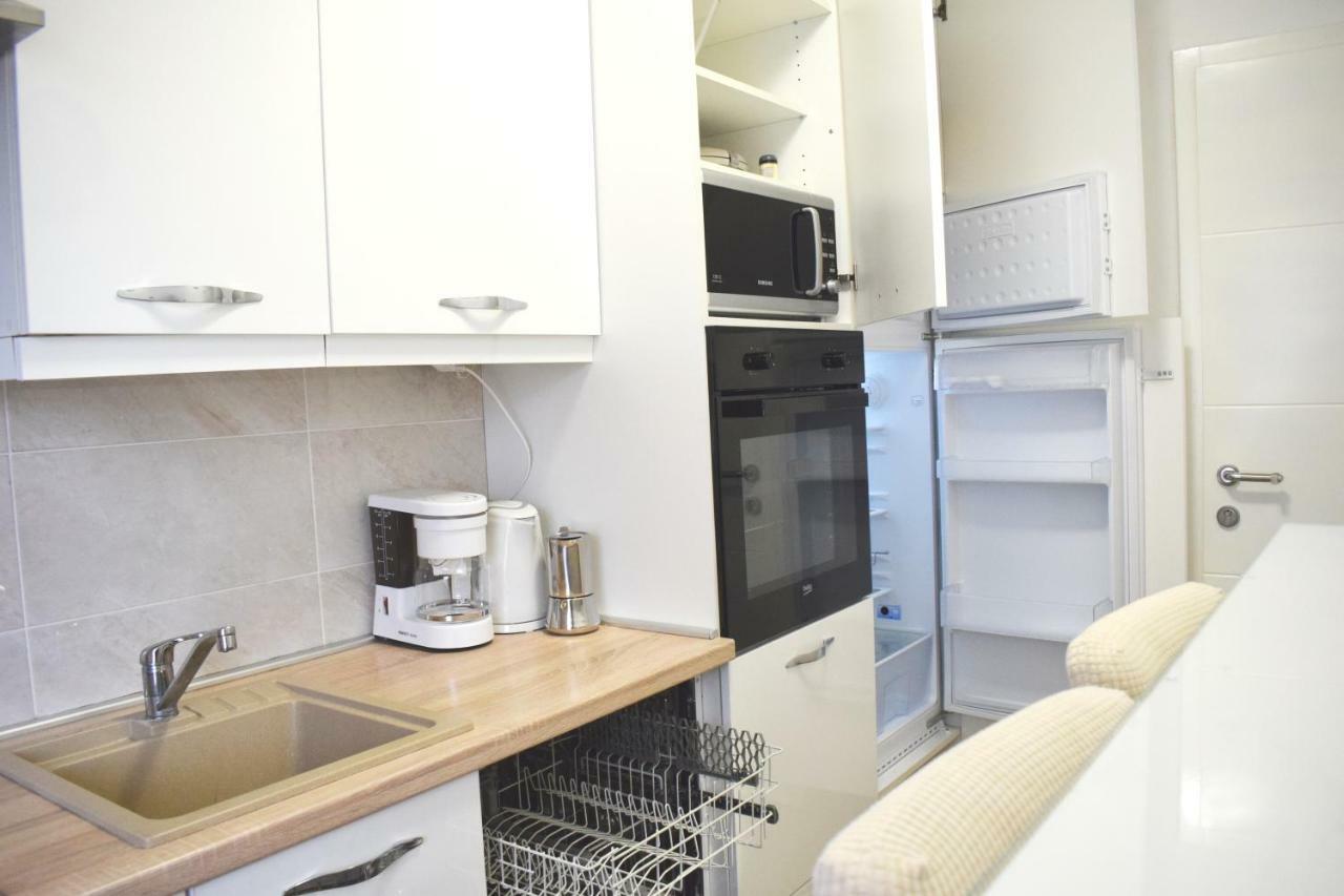 Pula Centar A1 Lalu - Free Garage Apartamento Exterior foto